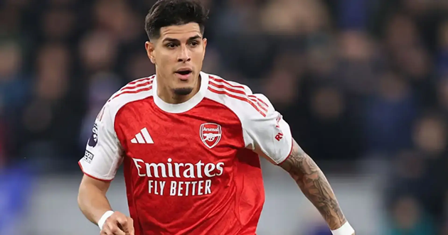 Ảnh bài viết Arsenal chi 45 triệu bảng mua đứt Hincapie