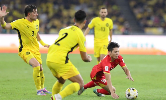 7 cầu thủ nhập tịch lậu của Malaysia sẽ không được ra sân trong trận gặp Việt Nam vào ngày 31/3.