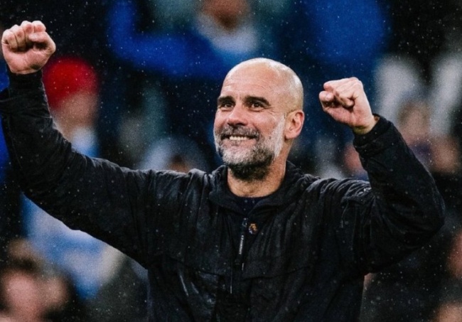 Man City cạnh tranh Arsenal ở Ngoại hạng Anh m&ugrave;a n&agrave;y.