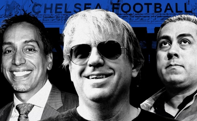 Chelsea đối mặt án phạt tài chính.