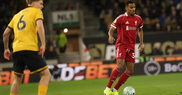 Gravenberch và các đồng đội chuẩn bị có màn tái đấu Wolves.