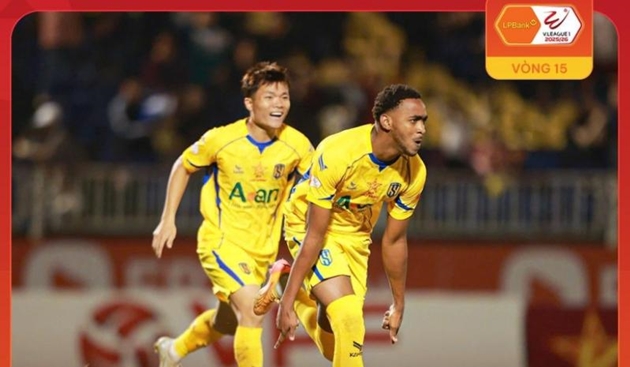 S&ocirc;ng Lam Nghệ An đ&aacute;nh bại Hải Ph&ograve;ng tr&ecirc;n s&acirc;n nh&agrave;.