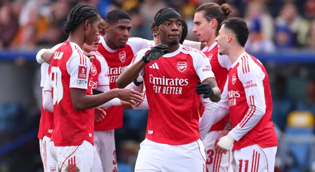 Arsenal cán mốc 100 bàn ở mùa giải này.