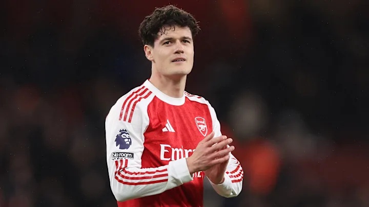 Ảnh bài viết Norgaard hóa mỏ neo vững chắc giúp Arsenal hạ Mansfield