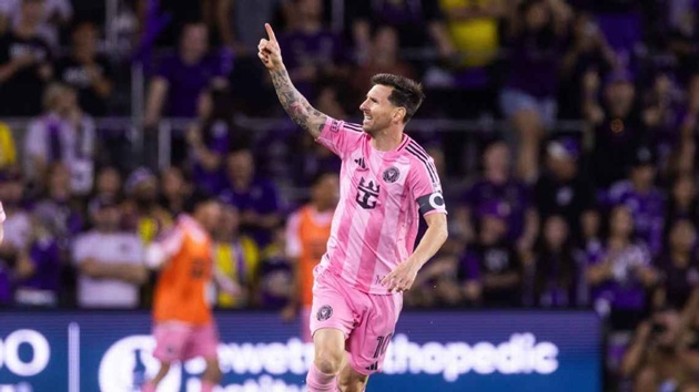 Ảnh bài viết Mascherano ngả mũ khi Messi áp sát mốc 900 bàn