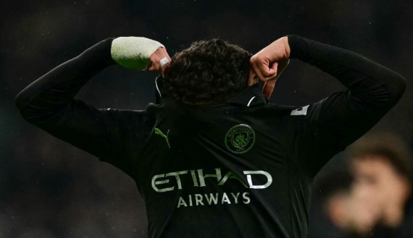 Với t&igrave;nh h&igrave;nh hiện tại, thật kh&oacute; để n&oacute;i về suất dự World Cup cho Foden.