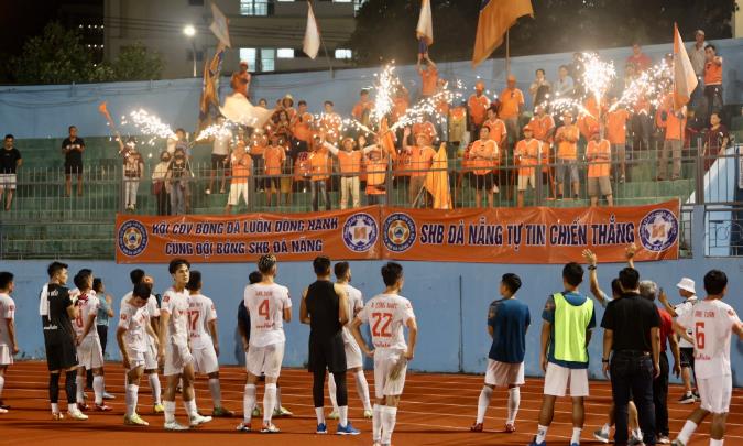 Đ&agrave; Nẵng xuống hạng ở m&ugrave;a .