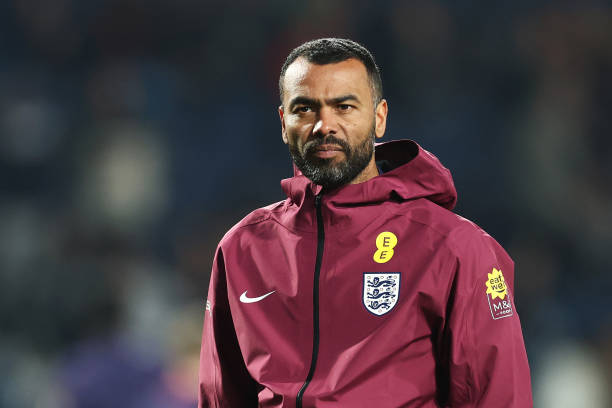 Ảnh bài viết Ashley Cole tin Arsenal đủ sức giành Cú ăn 4 lịch sử