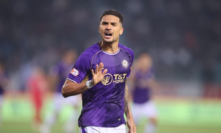 Ng&agrave;y thi đấu ch&oacute;i s&aacute;ng của Ho&agrave;ng H&ecirc;n.