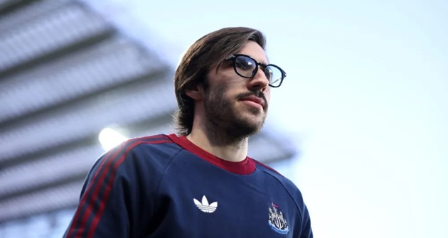 Real cử người trinh s&aacute;t Tonali tại FA Cup.