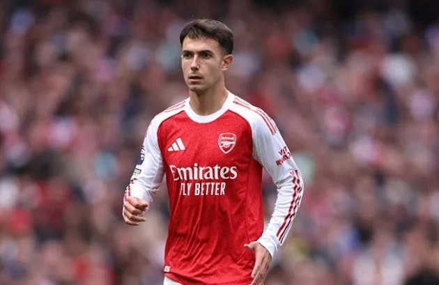 Ảnh bài viết Xavi xót xa nhìn Zubimendi nâng tầm tuyến giữa Arsenal