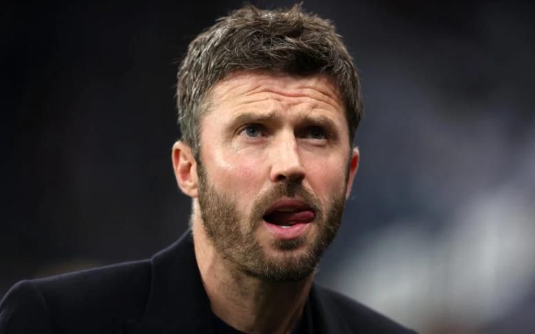 Carrick vẫn chưa được MU đặt trọn niềm tin.