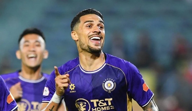 Ng&ocirc;i sao CLB H&agrave; Nội đang thể hiện phong độ xuất sắc.