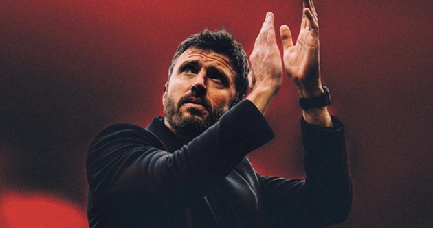 Carrick được cho xứng đ&aacute;ng dẫn dắt Man Utd.