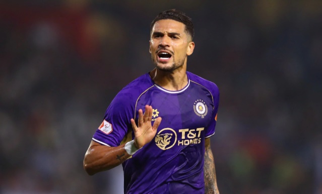 Ho&agrave;ng H&ecirc;n nhận được lời t&aacute;n dương sau c&uacute; đ&uacute;p ấn tượng.