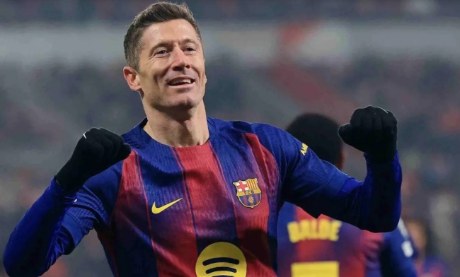 Ảnh bài viết Robert Lewandowski là vũ khí bí mật của Barca trước Newcastle