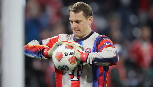 Bayern Munich n&oacute;ng vội đưa Manuel Neuer trở lại thi đấu.