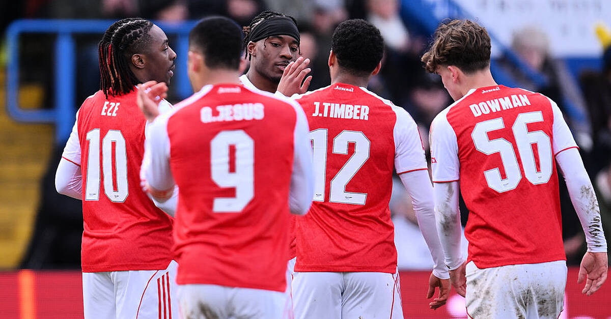 Th&agrave;nh t&iacute;ch s&acirc;n cỏ g&oacute;p phần gi&uacute;p Arsenal tăng trưởng mạnh mẽ doanh thu thương mại.