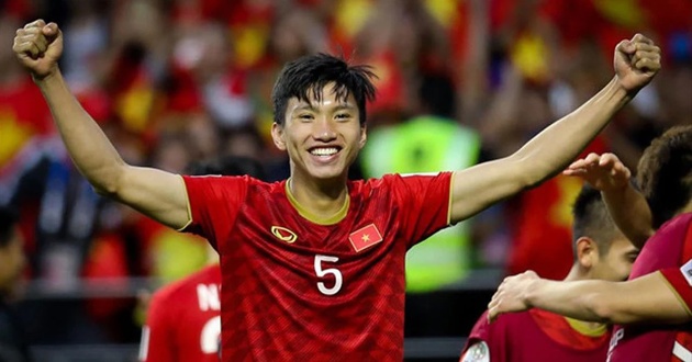 Văn Hậu mất hơn 2 năm để t&aacute;i xuất ĐTQG.