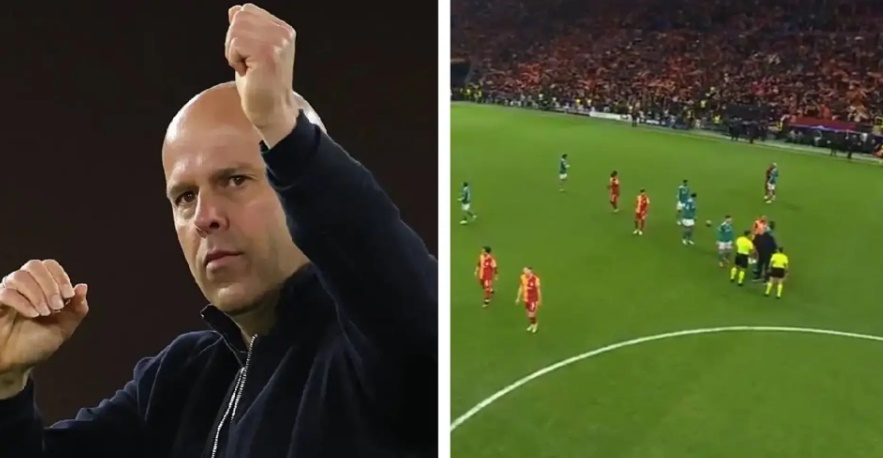 Slot c&oacute; những cử chỉ đầy b&igrave;nh tĩnh d&ugrave; Liverpool thất bại.