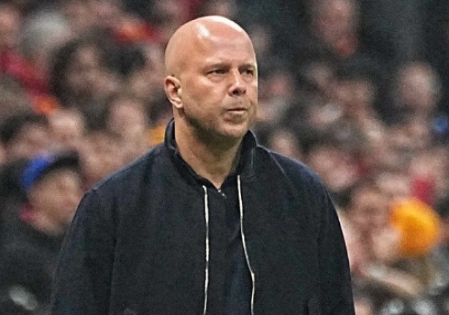 Ảnh bài viết CĐV Liverpool đòi sa thải Arne Slot sau thất bại trước Galatasaray