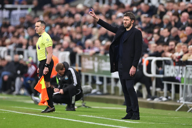 HLV Carrick quyết t&acirc;m c&ugrave;ng Man Utd đ&aacute;nh bại Aston Villa.