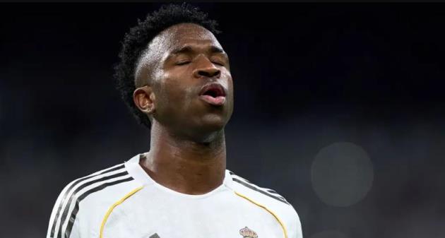 Ảnh bài viết Eden Hazard dự đoán Vinicius sẽ giải nghệ ở tuổi 30