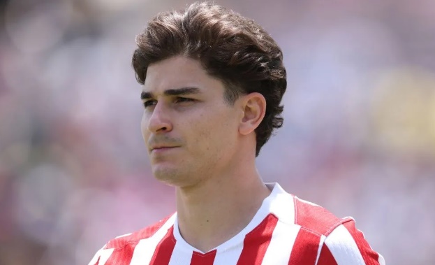 Alvarez trong tầm ngắm của Chelsea.