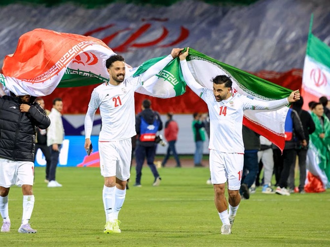 Việc Iran bỏ giải đặt FIFA v&agrave;o thế kh&oacute;.