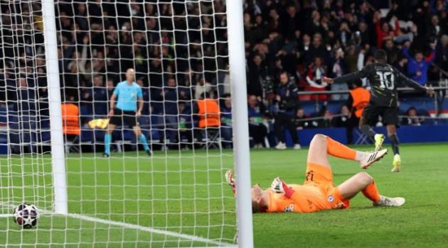 Ảnh bài viết Chelsea sẽ không thể xưng vương nếu thiếu thủ môn đẳng cấp