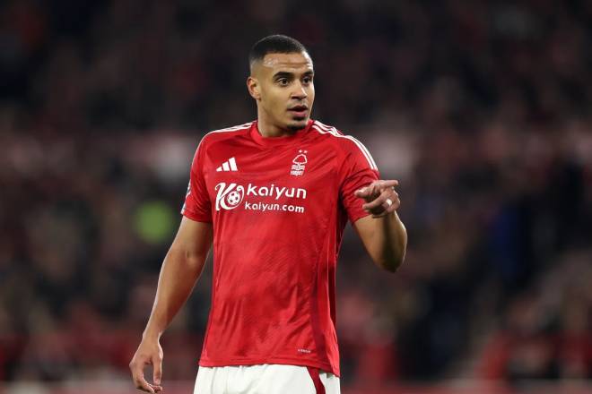 Man Utd đại chiến Real Madrid v&agrave; Liverpool v&igrave; Murillo.