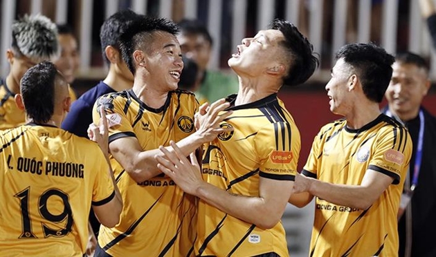 Thanh H&oacute;a kh&oacute; l&ograve;ng gi&agrave;nh điểm tại Thi&ecirc;n Trường.