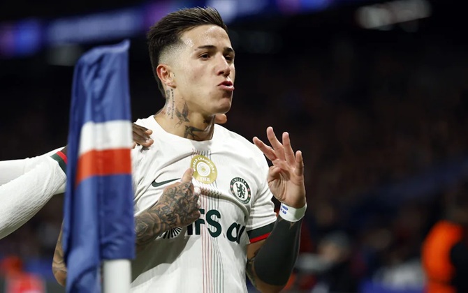 Ảnh bài viết Chiếc huy hiệu vô địch thế giới đang tàn phá Chelsea