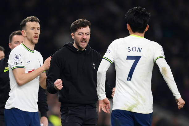 Mason từng thể hiện kh&aacute; tốt trong qu&atilde;ng thời gian tạm quyền ở Tottenham. 