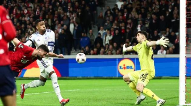 Ảnh bài viết Sự thực dụng tàn nhẫn của Emery giúp Villa đánh sập Lille