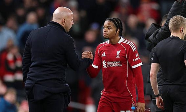 Arne Slot sẽ trao cơ hội cho Rio Ngumoha.