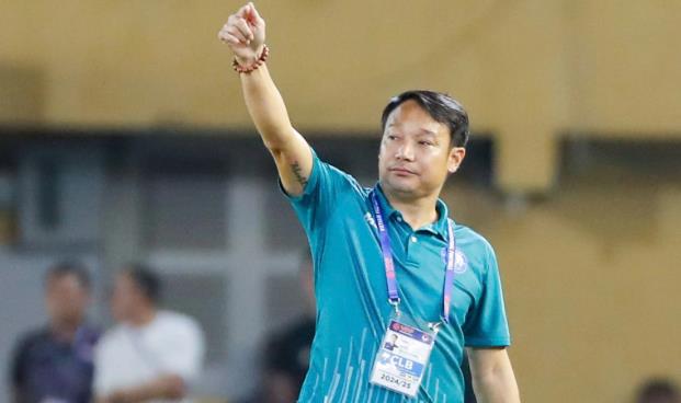 HLV Vũ Hồng Việt đ&aacute;nh gi&aacute; cao Xu&acirc;n Son - Ho&agrave;ng H&ecirc;n.