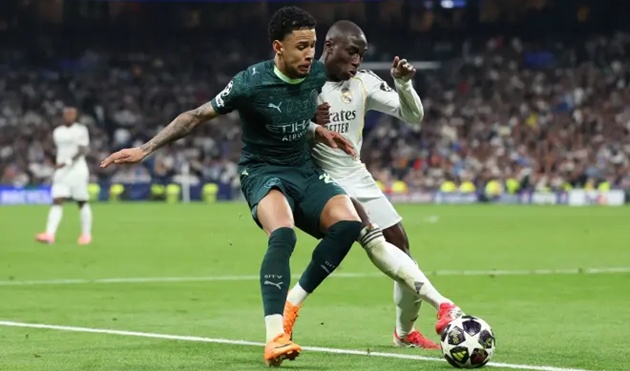 Mendy vừa c&oacute; trận đấu ch&oacute;i s&aacute;ng trước Man City.