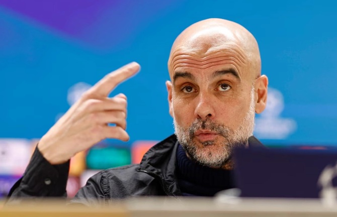 Ảnh bài viết Bị chê chiến thuật, Pep Guardiola lên tiếng phản pháo