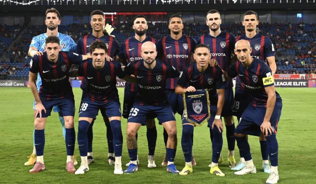 B&aacute;o Th&aacute;i tố JDT sai quy định số lượng cầu thủ nhập tịch.