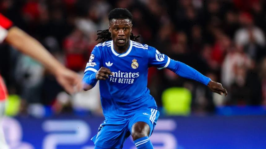 Camavinga được li&ecirc;n kết với MU.