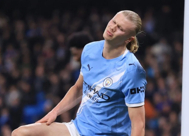 Haaland sa s&uacute;t phong độ.