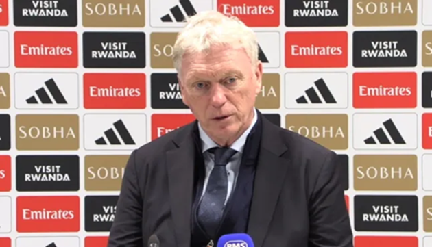 HLV David Moyes khen ngợi Calafiori sau pha cứu thua 