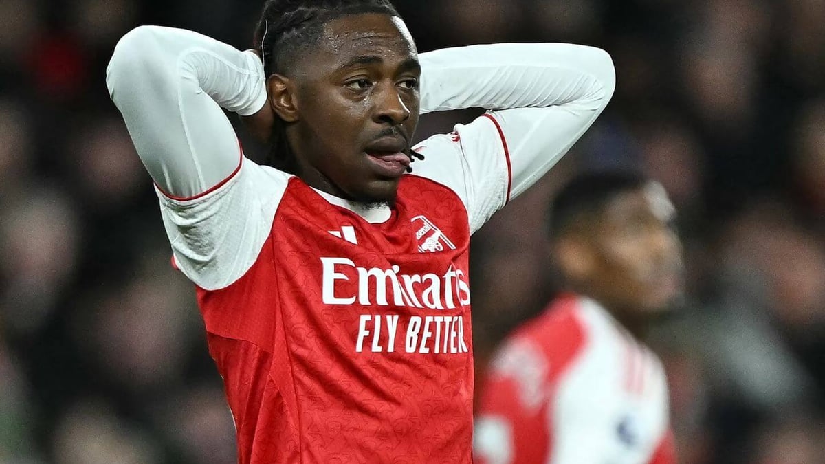 Eberechi Eze (7,5): Sự khao kh&aacute;t muốn tạo ra đột biến của anh g&oacute;p c&ocirc;ng v&agrave;o chiến thắng của Arsenal.