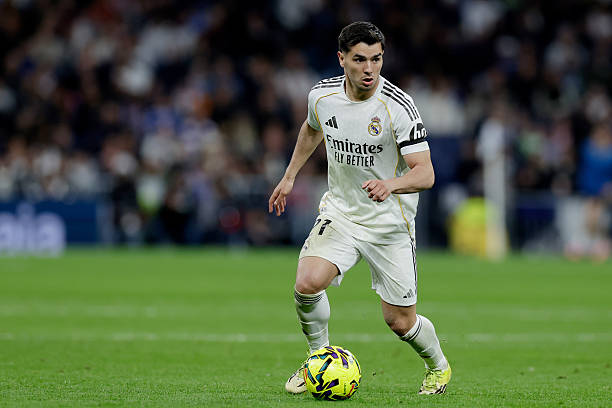 Brahim Diaz - 7.2 điểm: Tận dụng tốt số ph&uacute;t thi đấu tr&ecirc;n s&acirc;n để thể hiện gi&aacute; trị. Li&ecirc;n tục c&oacute; những pha di chuyển kh&ocirc;ng b&oacute;ng th&ocirc;ng minh v&agrave; tạo ra sự đột biến t&iacute;ch cực tr&ecirc;n h&agrave;ng c&ocirc;ng.