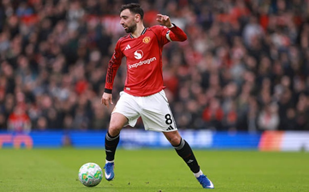 Bruno Fernandes san bằng kỷ lục kiến tạo tại Ngoại hạng Anh/