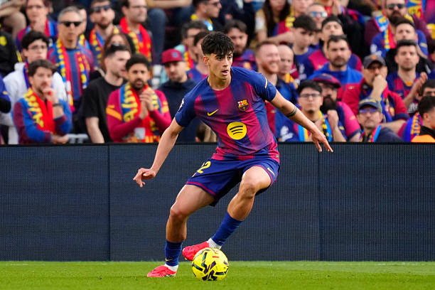 Marc Bernal - 7 điểm: Qu&aacute;n xuyến khu trung tuyến ở mức tr&ograve;n vai. Thực hiện tốt c&aacute;c đường chuyền ngắn để duy tr&igrave; nhịp độ trận đấu nhưng thiếu đi những pha xử l&yacute; mang t&iacute;nh đột biến cao.