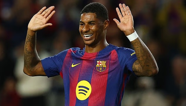 Rashford mong muốn gắn b&oacute; với Barcelona.