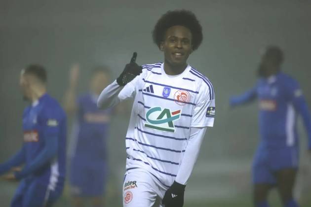 Ảnh bài viết Đấu Barca, Chelsea săn đón sao trẻ mang tên Messi