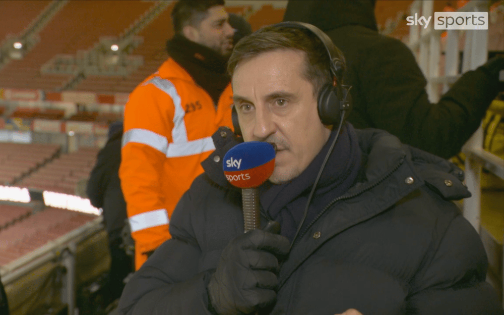 Ảnh bài viết Neville chỉ ra rào cản lớn nhất của hàng thủ Man Utd